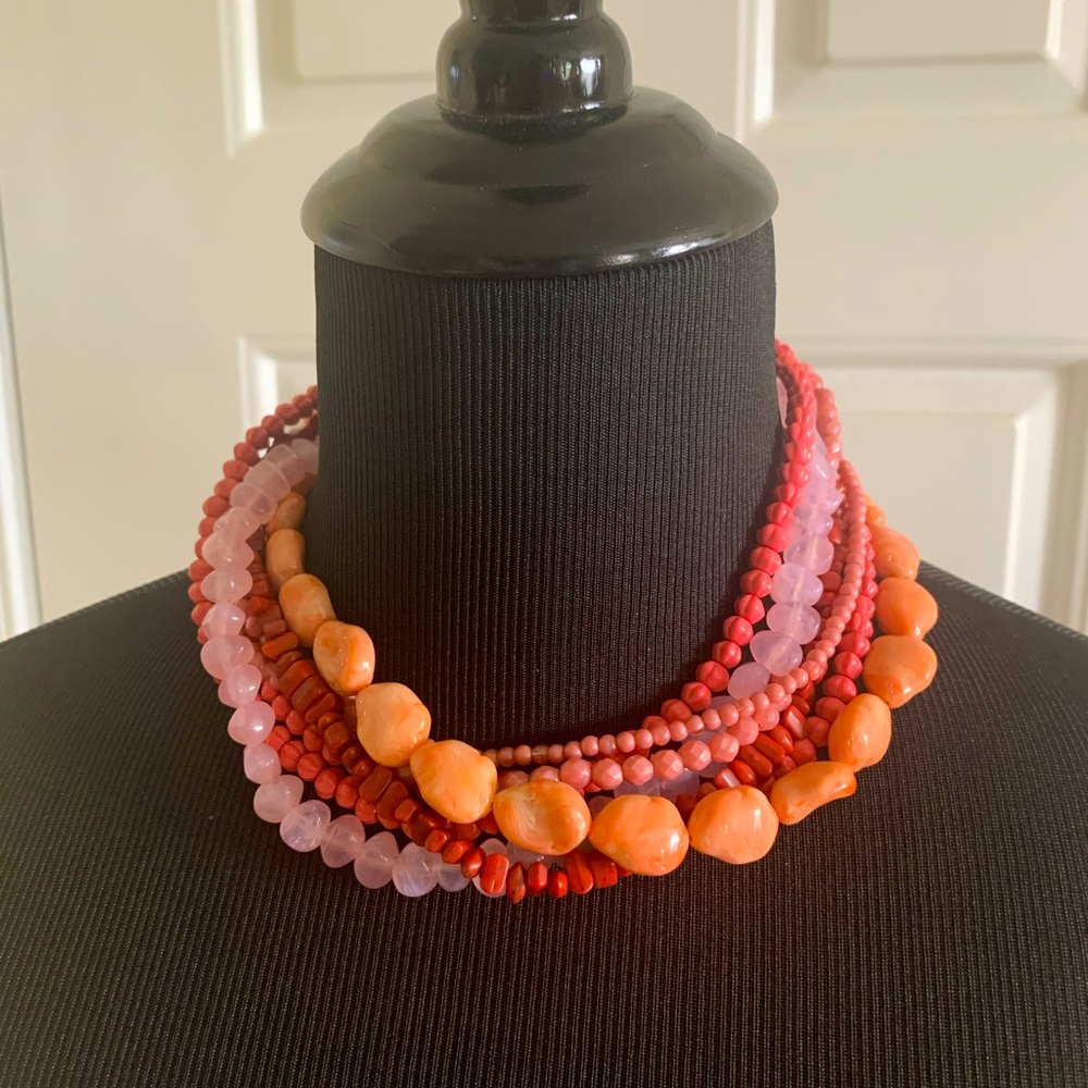 Peach And Pink Acrylic Stones Choker Necklace
